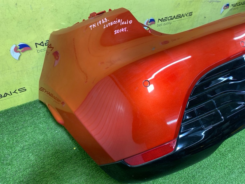 Бампер RENAULT CLIO BH98 H5F 2014 задний (б/у) Бампер RENAULT CLIO BH98 H5F 2014 задний (б/у)