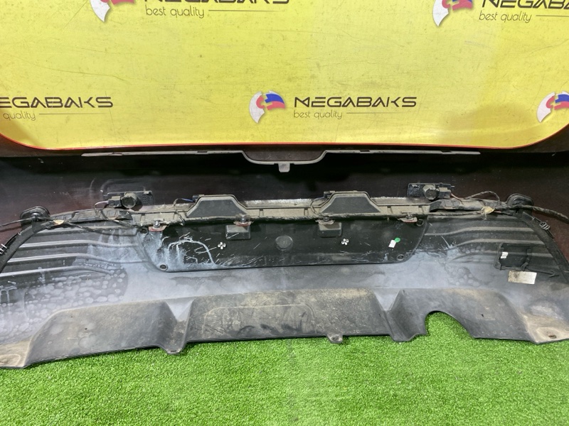 Бампер RENAULT CLIO BH98 H5F 2014 задний (б/у) Бампер RENAULT CLIO BH98 H5F 2014 задний (б/у)