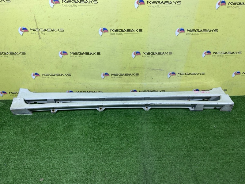 Порог DAIHATSU TANTO L385S 2012 (б/у)