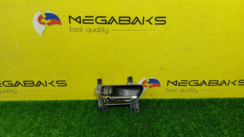 Ручка двери внутренняя SUBARU FORESTER SH5 EJ205 2011 левая (б/у) Ручка двери внутренняя SUBARU FORESTER SH5 EJ205 2011 левая (б/у)