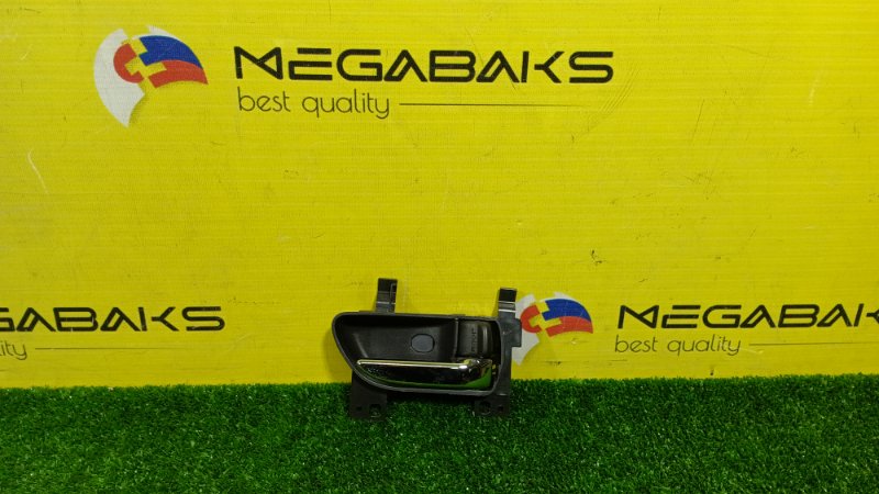 Ручка двери внутренняя SUBARU FORESTER SH5 EJ205 2011 правая (б/у) Ручка двери внутренняя SUBARU FORESTER SH5 EJ205 2011 правая (б/у)