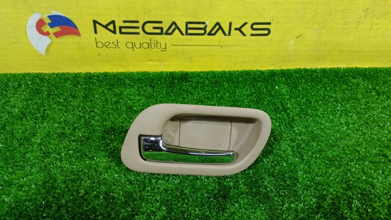 Ручка двери внутренняя HONDA STEP WAGON RF4 K20A 2004 передняя левая (б/у) Ручка двери внутренняя HONDA STEP WAGON RF4 K20A 2004 передняя левая (б/у)