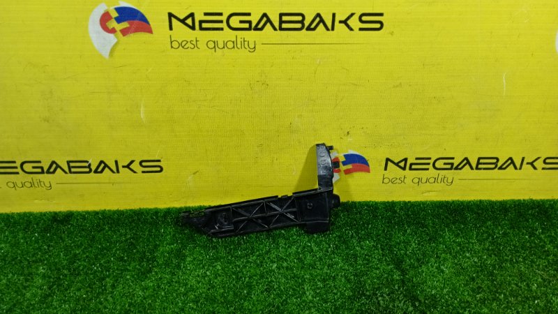 Крепление бампера TOYOTA RAUM NCZ25 1NZ-FE 2010 переднее правое (б/у)