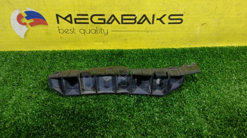 Крепление бампера HONDA STREAM RN1 D17A 2001 переднее левое U458K (б/у)