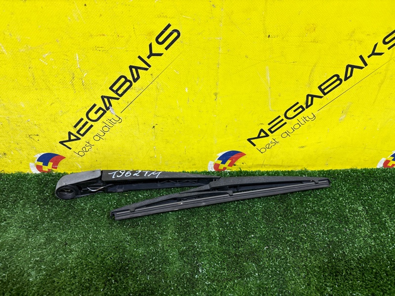 Дворник 5-й двери TOYOTA AVENSIS ZRT272 3ZR-FAE 2012 (б/у)