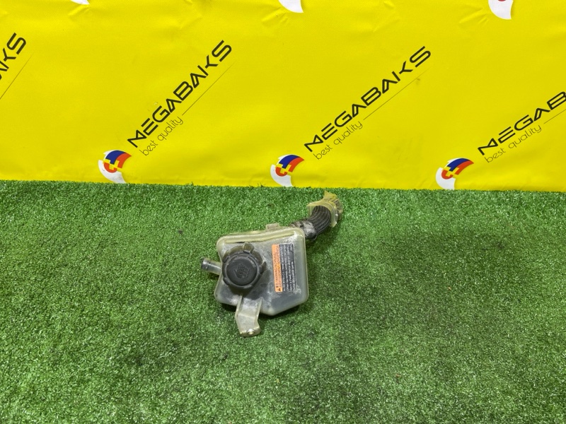 Бачок расширительный NISSAN FUGA HY51 VQ35HR 2012 (б/у) Бачок расширительный NISSAN FUGA HY51 VQ35HR 2012 (б/у)