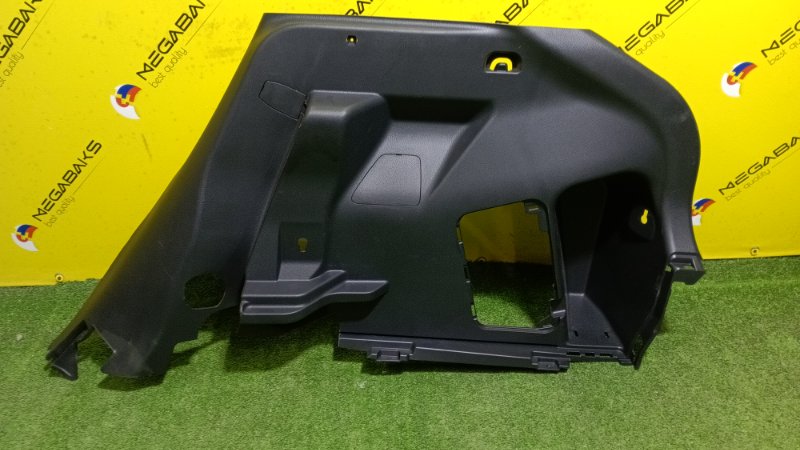 Обшивка багажника TOYOTA YARIS CROSS MXPJ15 M15A-FXE 2020 правая (б/у)