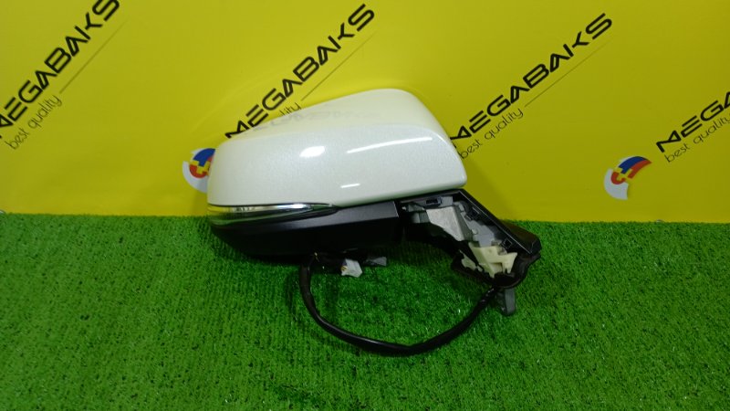Зеркало TOYOTA ALPHARD AYH30W правое 58-67, CAMERA (б/у)