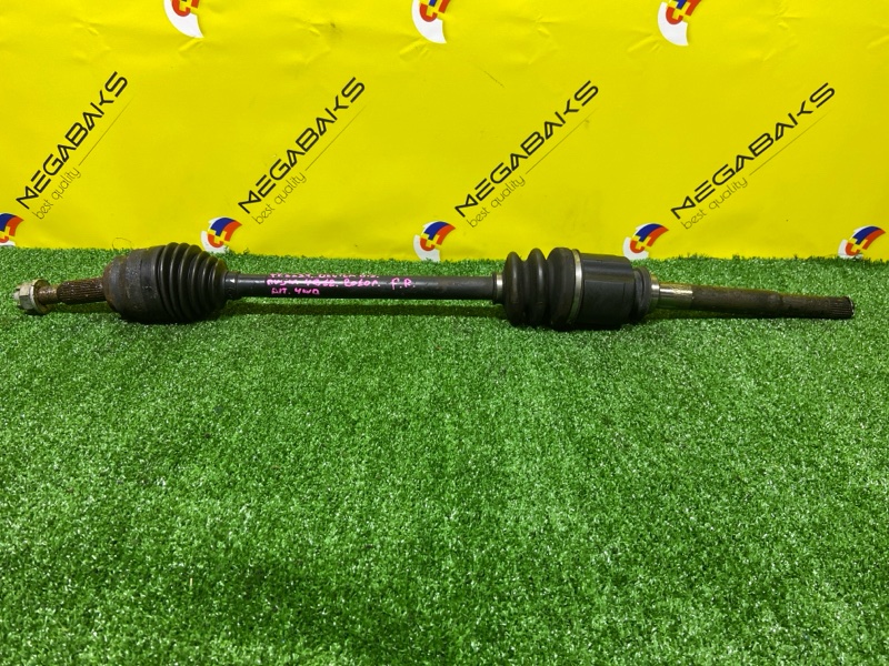 Привод MITSUBISHI DELICA D5 CV5W 4B12 2010 передний правый (б/у)