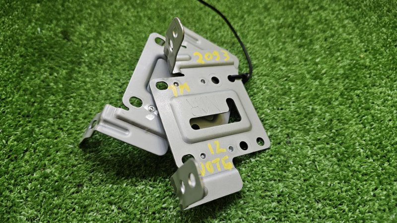 Крепление автомагнитолы NISSAN NOTE E12 HR12DDR 2012 (б/у)