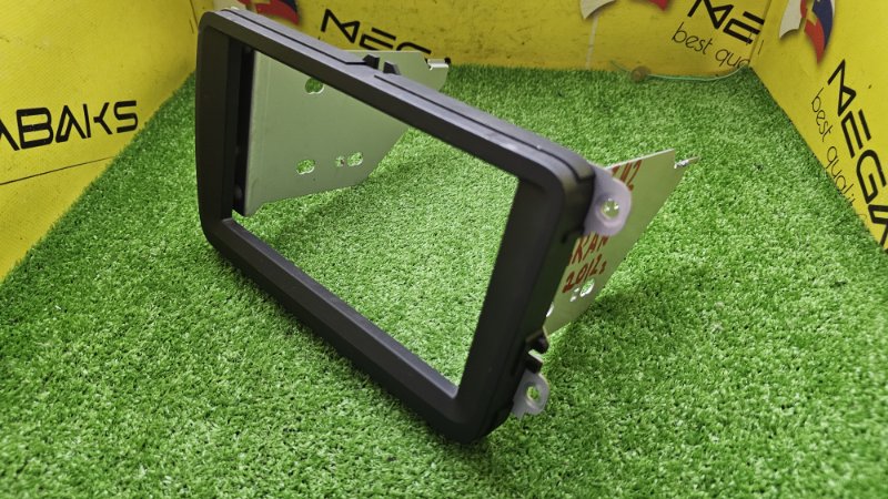 Рамка магнитофона VOLKSWAGEN SHARAN 7N1 CAV 2012 (б/у)