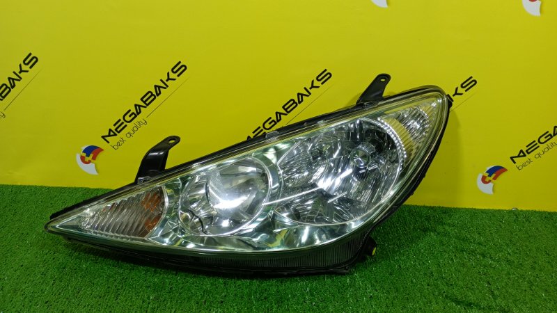 Фара TOYOTA ESTIMA ACR40 левая 28-165 (б/у)
