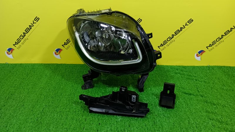 Фара SMART FORFOUR C453 281920 2016 правая 11395 (б/у)