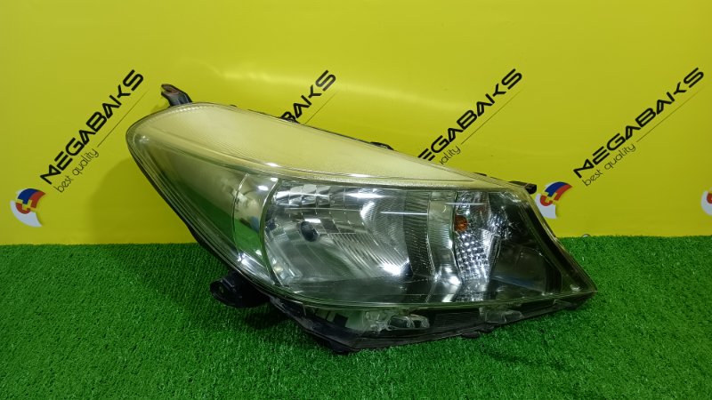 Фара TOYOTA VITZ KSP130 правая 52-233, F0 (б/у)