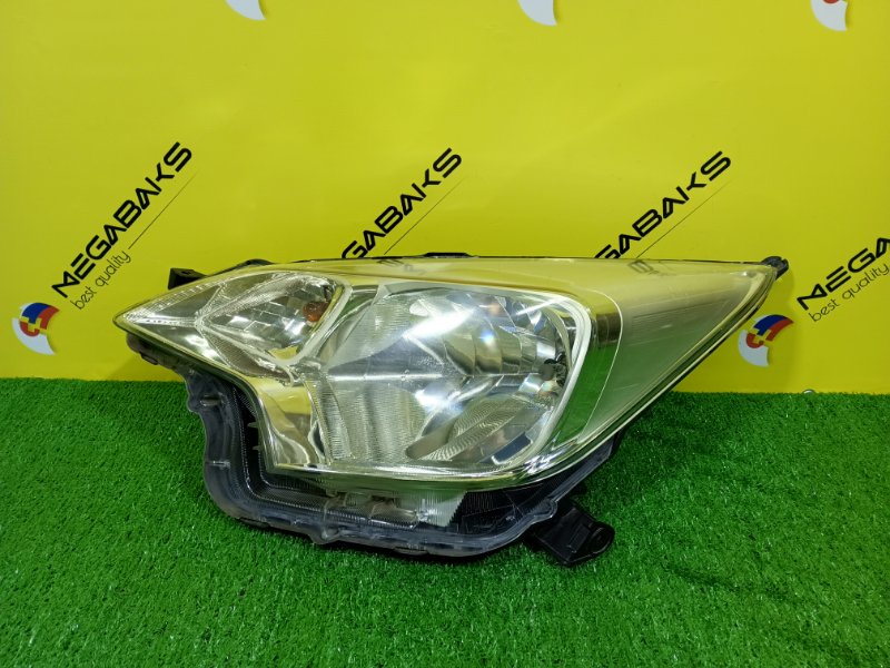Фара TOYOTA RACTIS NCP120 1NR-FE 2011 левая 52-211 (б/у)