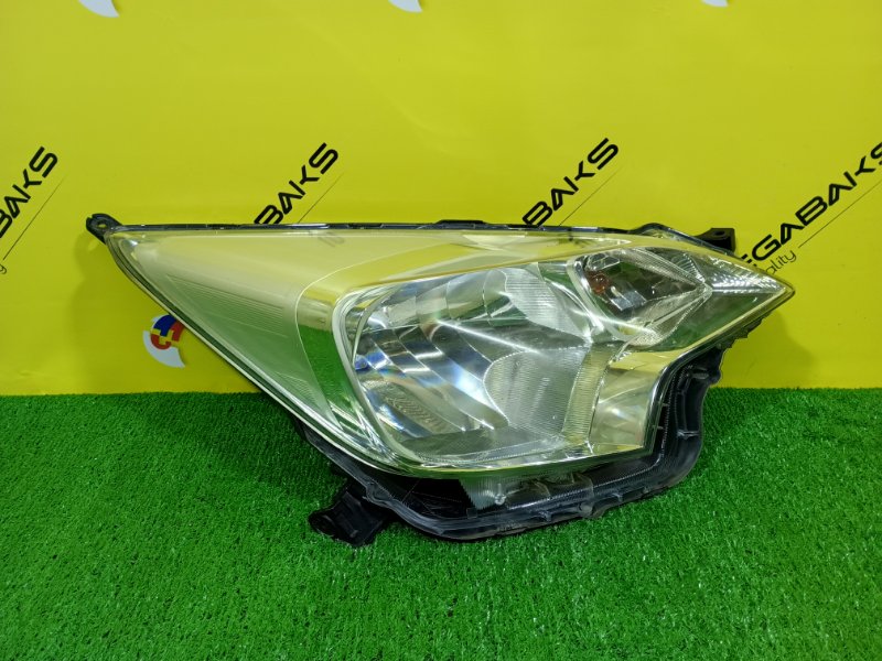 Фара TOYOTA RACTIS NCP120 1NR-FE 2011 правая 52-211 (б/у)
