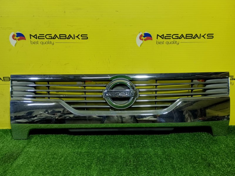 Решетка радиатора NISSAN ATLAS SZ5F24 ZD30 2013 (б/у)