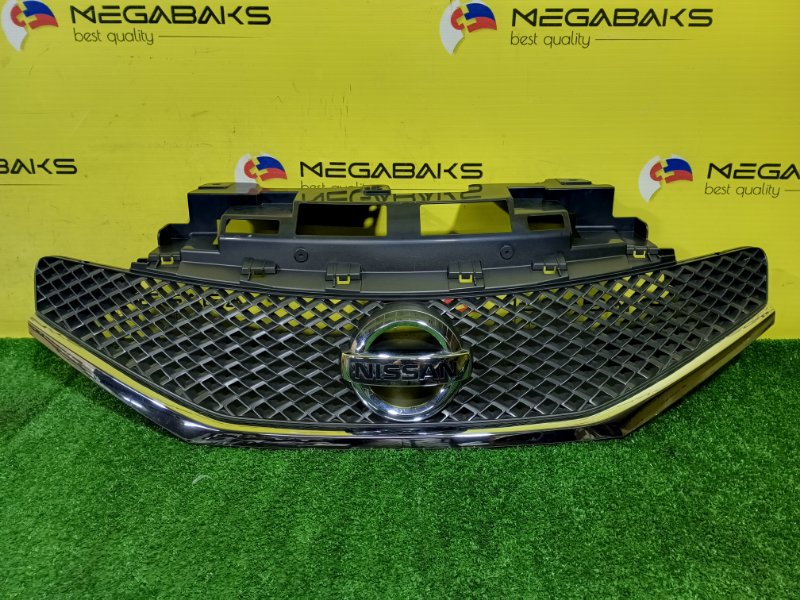 Решетка радиатора NISSAN NOTE E12 HR12DDR 2015 (б/у)