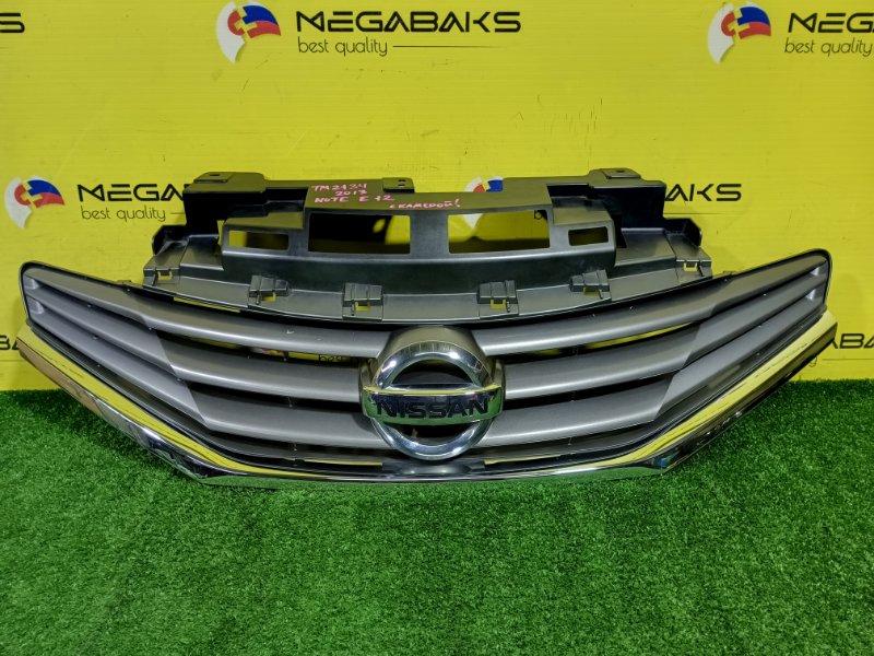 Решетка радиатора NISSAN NOTE E12 HR12DDR 2013 (б/у)