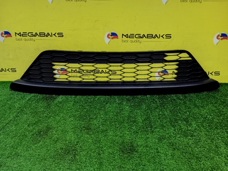 Решетка бамперная HONDA FIT GK4 L13B 2014 (б/у)