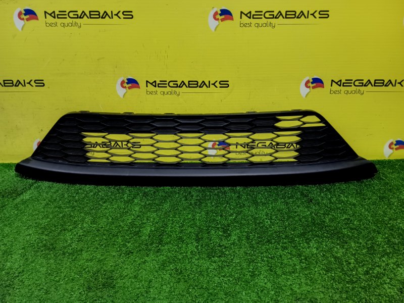 Решетка бамперная HONDA FIT GK4 L13B 2014 (б/у)