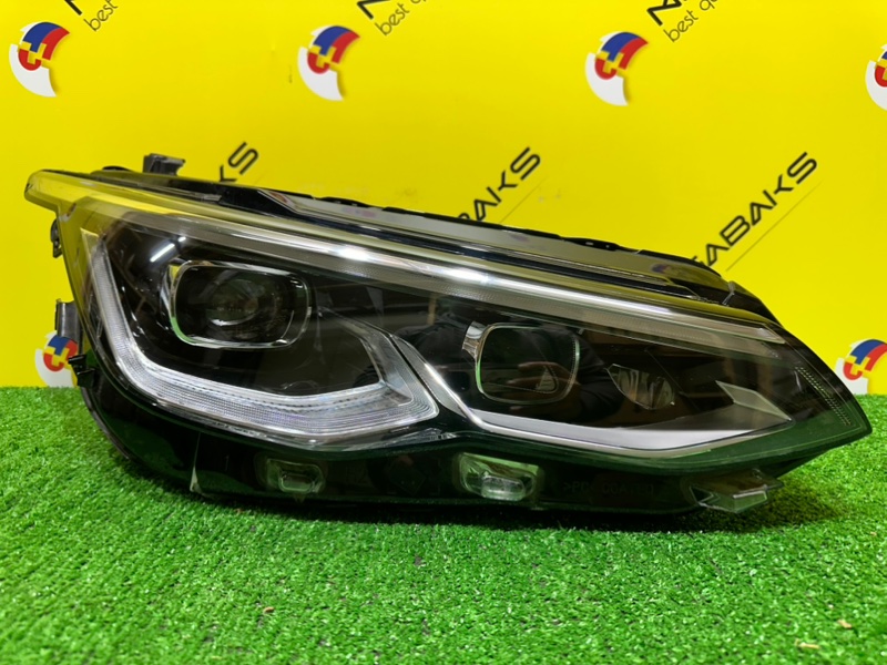 Фара VOLKSWAGEN GOLF MK8 передняя правая (б/у)