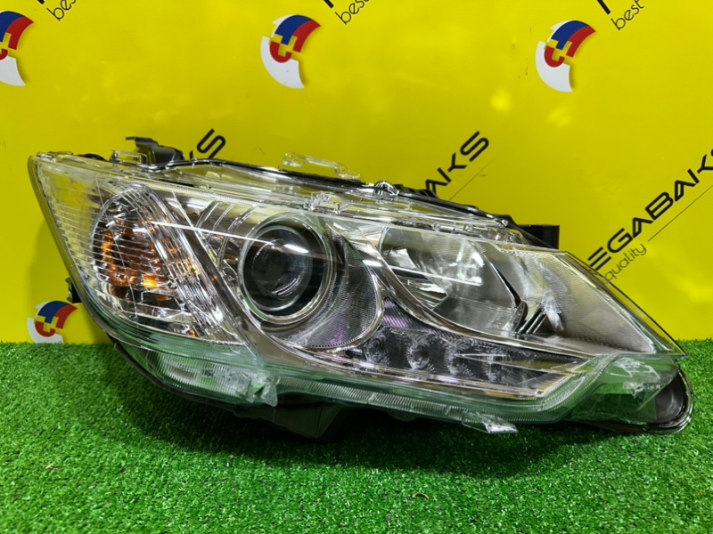 Фара TOYOTA CAMRY ACV51 передняя правая 06-249 (б/у)
