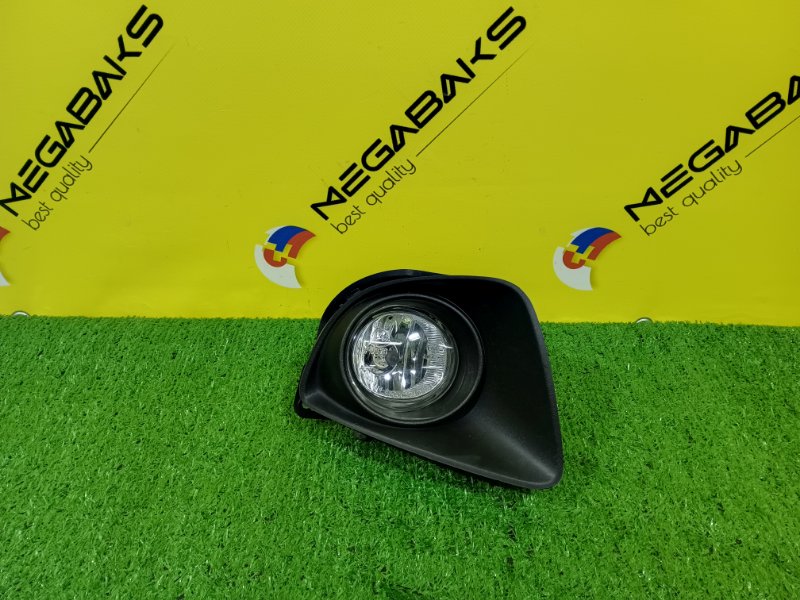 Туманка MAZDA DEMIO DE3FS 2010 правая 114-61009 (б/у)