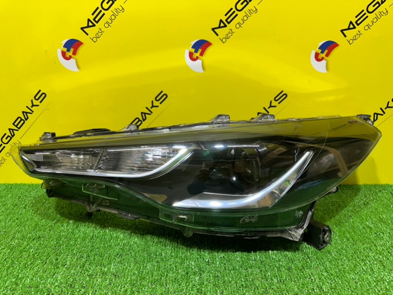 Фара TOYOTA COROLLA CROSS ZVG15 передняя левая HASCO 0A45 (б/у)