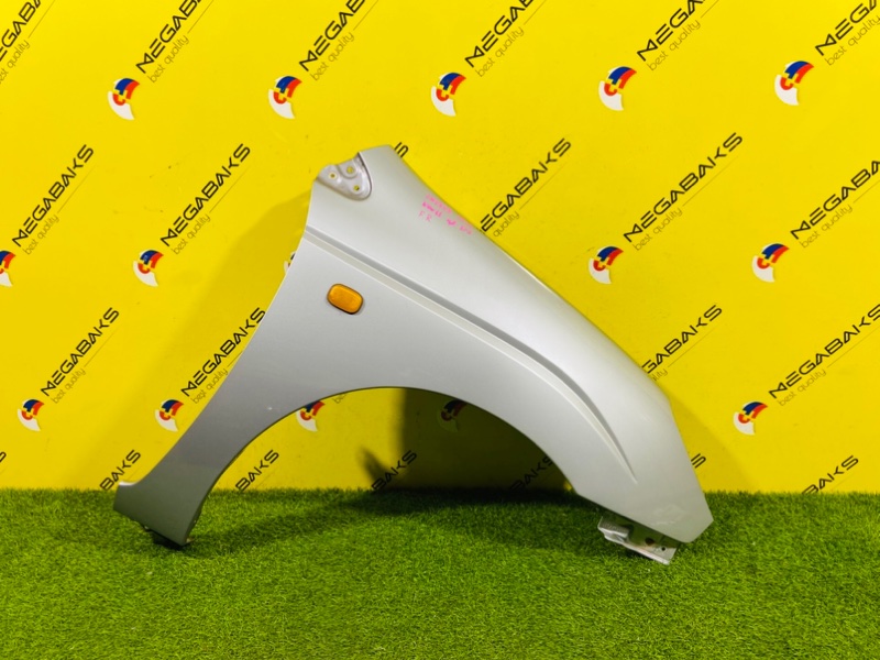 Крыло TOYOTA PRIUS NHW11 1NZ-FXE 2000 переднее правое (б/у)