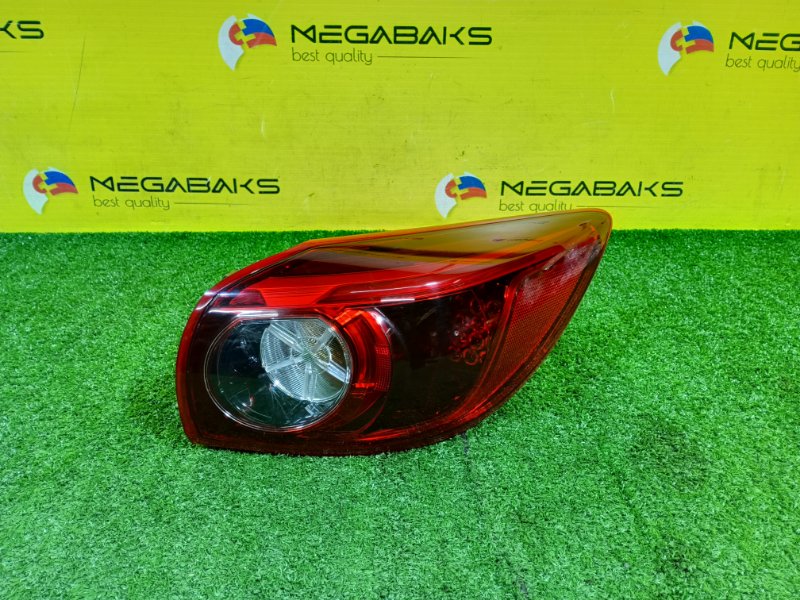 Стоп-сигнал MAZDA AXELA BM2FS SH-VPTR 2014 правый 220-41981 (б/у)