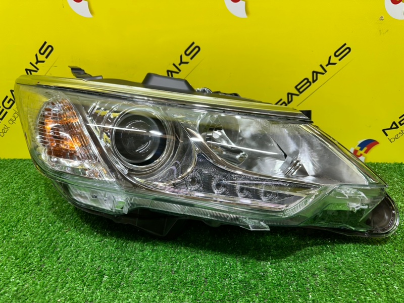 Фара TOYOTA CAMRY ACV51 передняя правая 06-249 (б/у)
