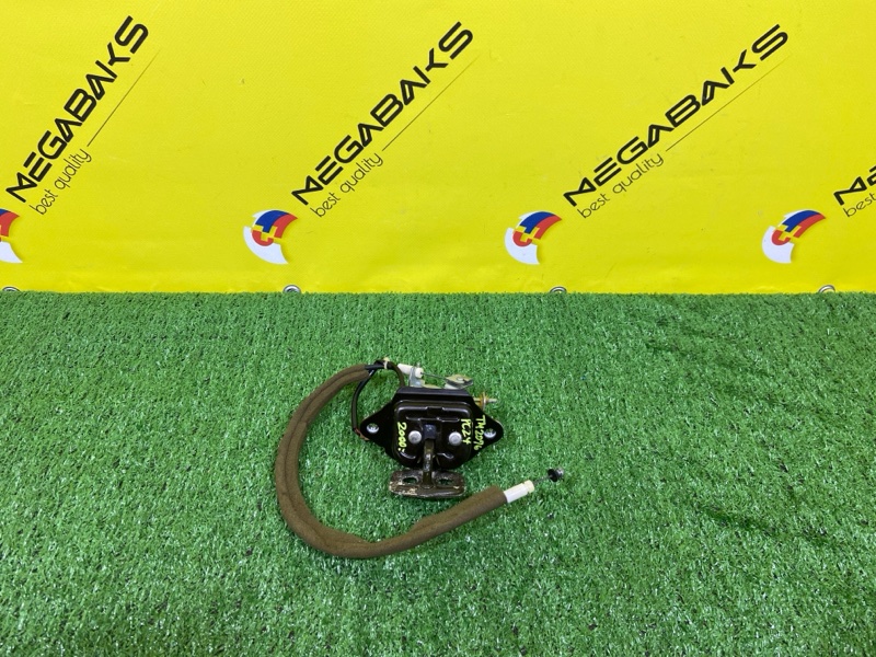 Замок 5-й двери NISSAN SERENA PC24 SR20DE 2000 (б/у)