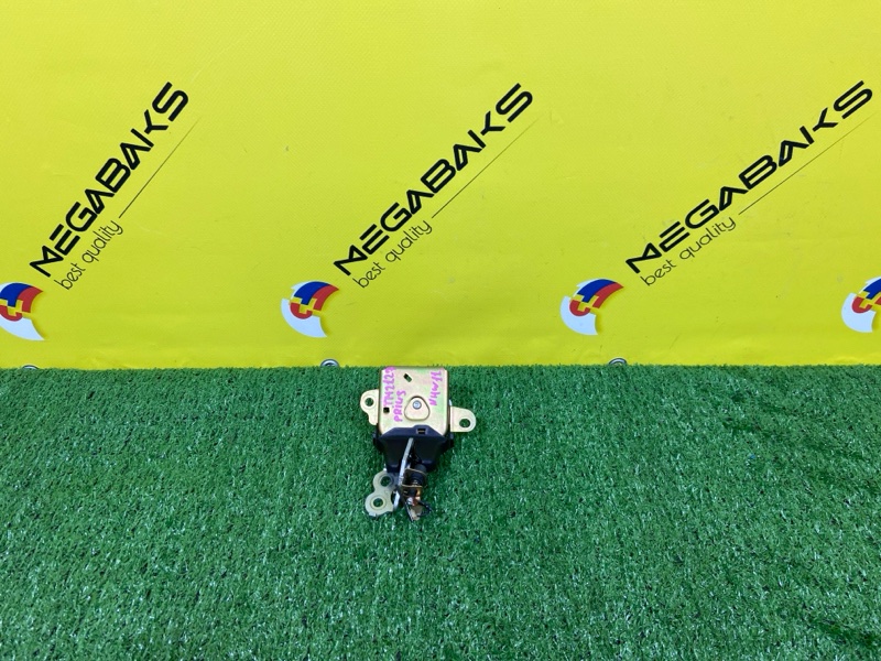 Замок багажника TOYOTA PRIUS NHW11 1NZ-FXE 2000 (б/у)