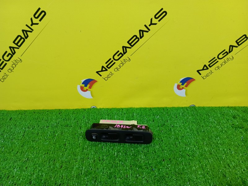 Блок управления стеклоподъемниками SUZUKI JIMNY JB43W M13A 2016 передний правый (б/у)