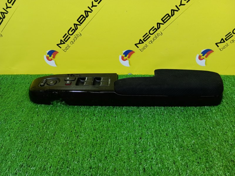 Блок управления стеклоподъемниками HONDA ELYSION RR2 K24A 2008 передний правый (б/у)