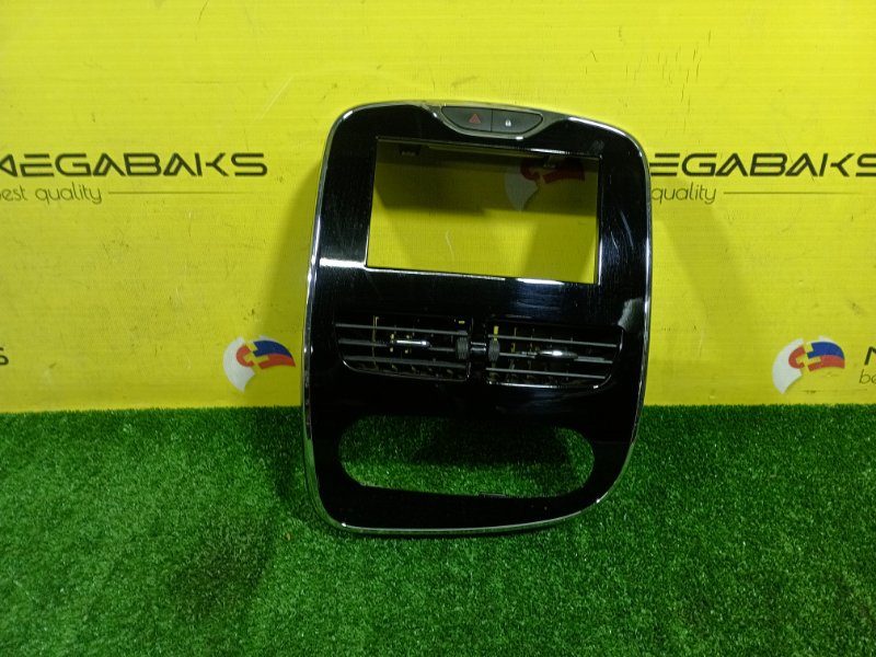 Консоль магнитофона RENAULT CLIO BH98 H5F 2014 (б/у)