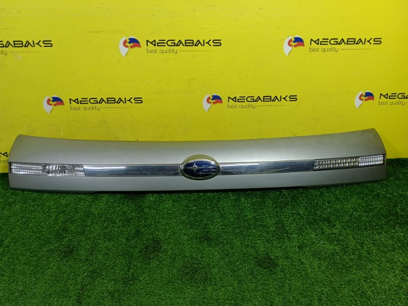 Накладка 5-й двери SUBARU LEGACY BP5 EJ203 2008 (б/у)