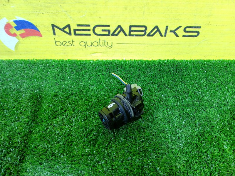 Мотор бачка омывателя TOYOTA VITZ KSP130 2018 (б/у)