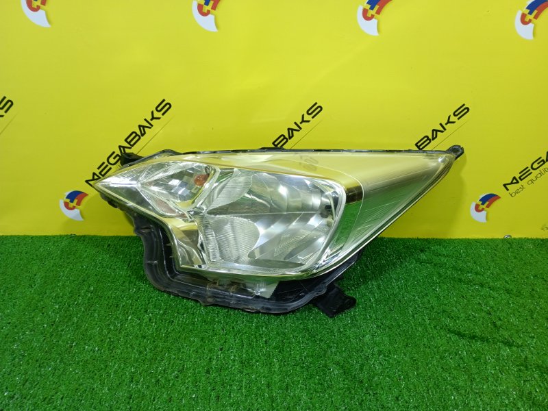 Фара TOYOTA RACTIS NCP120 1NZ-FE 2012 левая 52-211 (б/у)