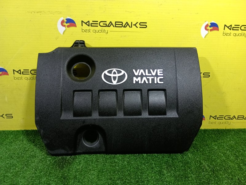 Крышка двс декоративная TOYOTA WISH ZGE20 2ZR-FAE 2009 (б/у)