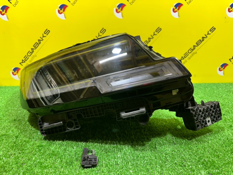 Фара LAND ROVER RANGE ROVER L460 2024 передняя правая LED Pixel (б/у)