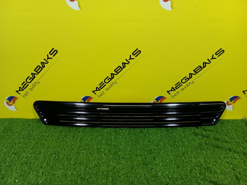 Решетка радиатора TOYOTA WINDOM VCV10 (б/у)