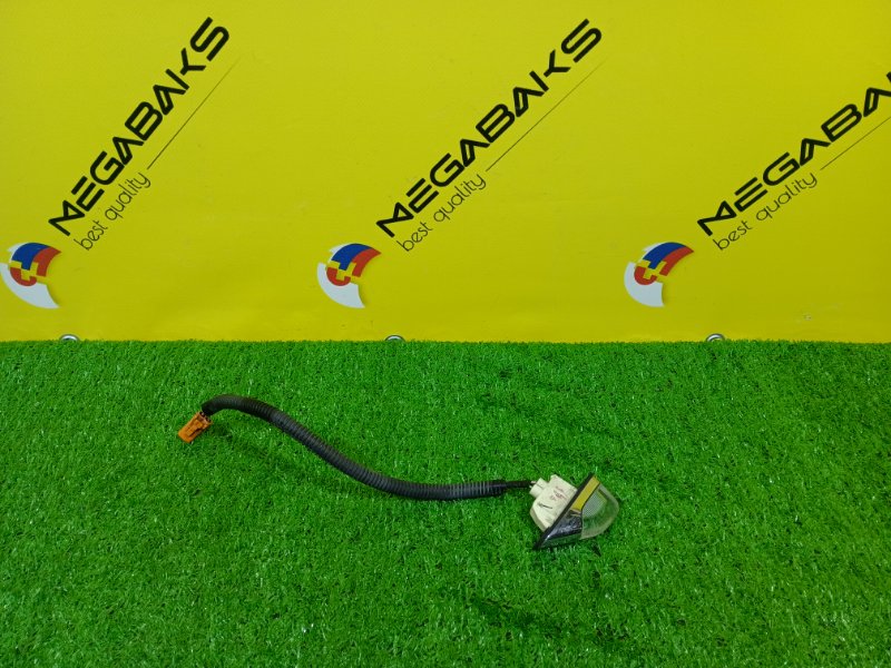 Габарит в крыло TOYOTA CROWN JZS171 1JZ-GE 2001 левый (б/у)