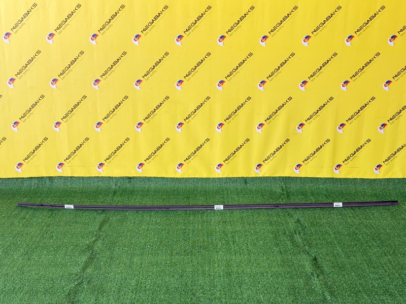 Молдинг на крышу HONDA ELYSION RR2 K24A 2008 левый (б/у)