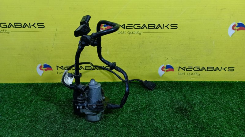 Вакуумный насос VOLKSWAGEN GOLF MK6 CAX 2010 (б/у)