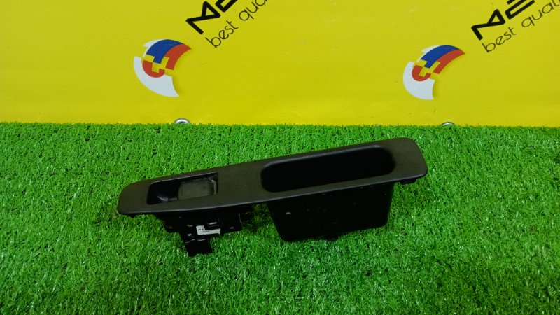 Блок управления стеклоподъемниками NISSAN DUALIS J10 задний правый (б/у)