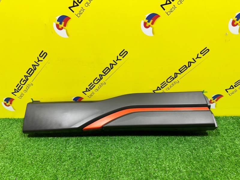 Накладка на дверь SUBARU FORESTER SK5 задняя правая