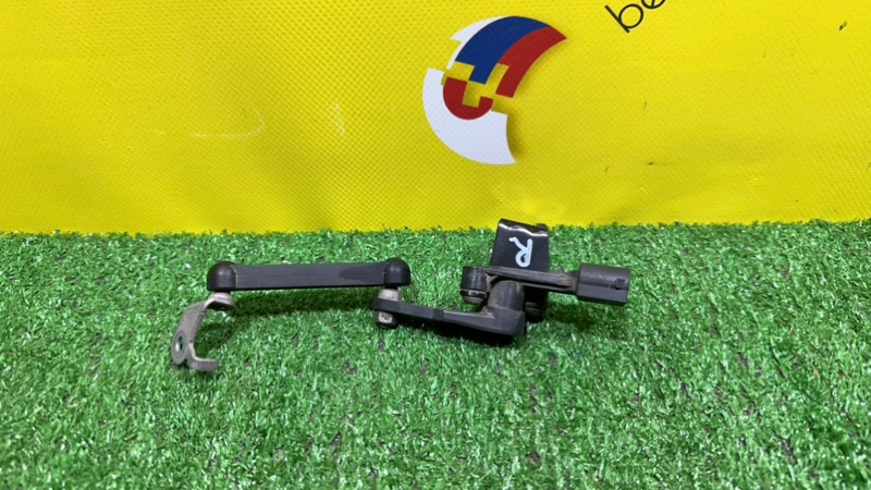 Датчик положения кузова BMW X2 F39 B48A20C 2021 задний 689546701 (б/у)