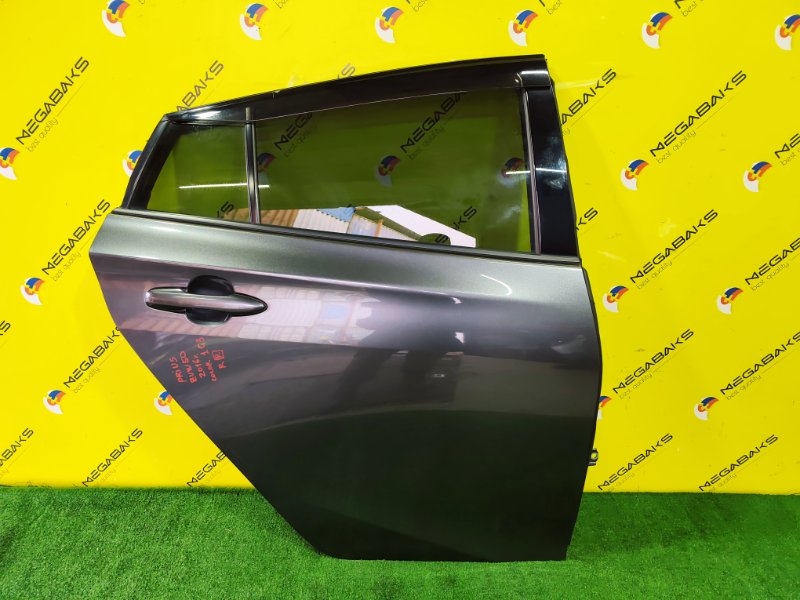 Дверь TOYOTA PRIUS ZVW50 2ZR-FXE 2016 задняя правая 1G3 (б/у)